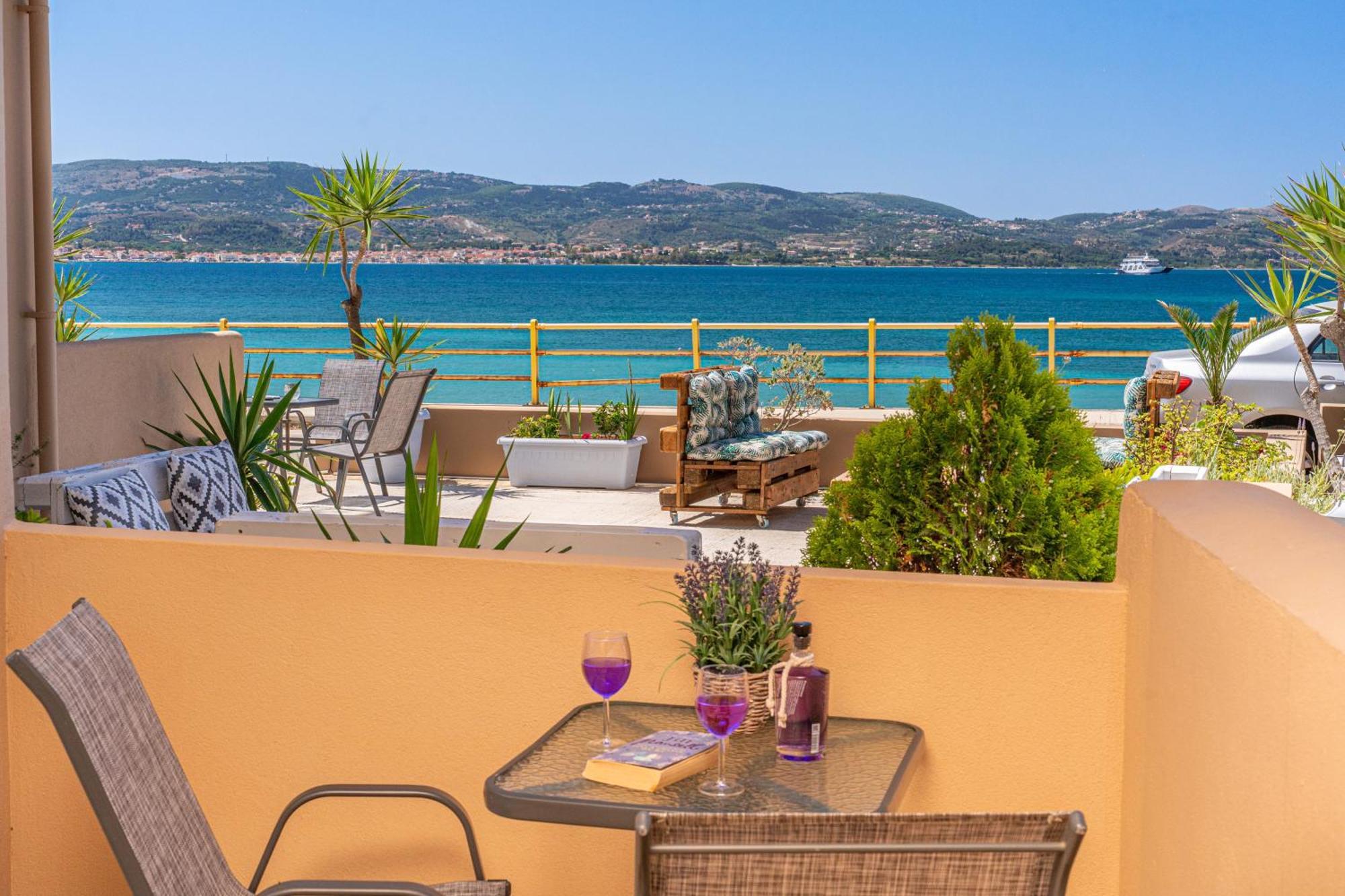 Egialion Iqia Apartment Аргостолион Екстериор снимка