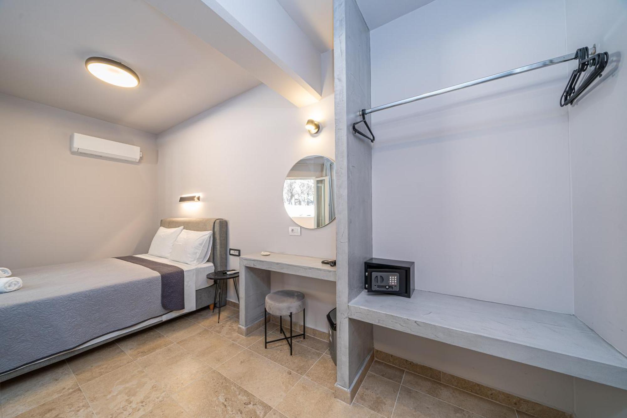 Egialion Iqia Apartment Аргостолион Екстериор снимка