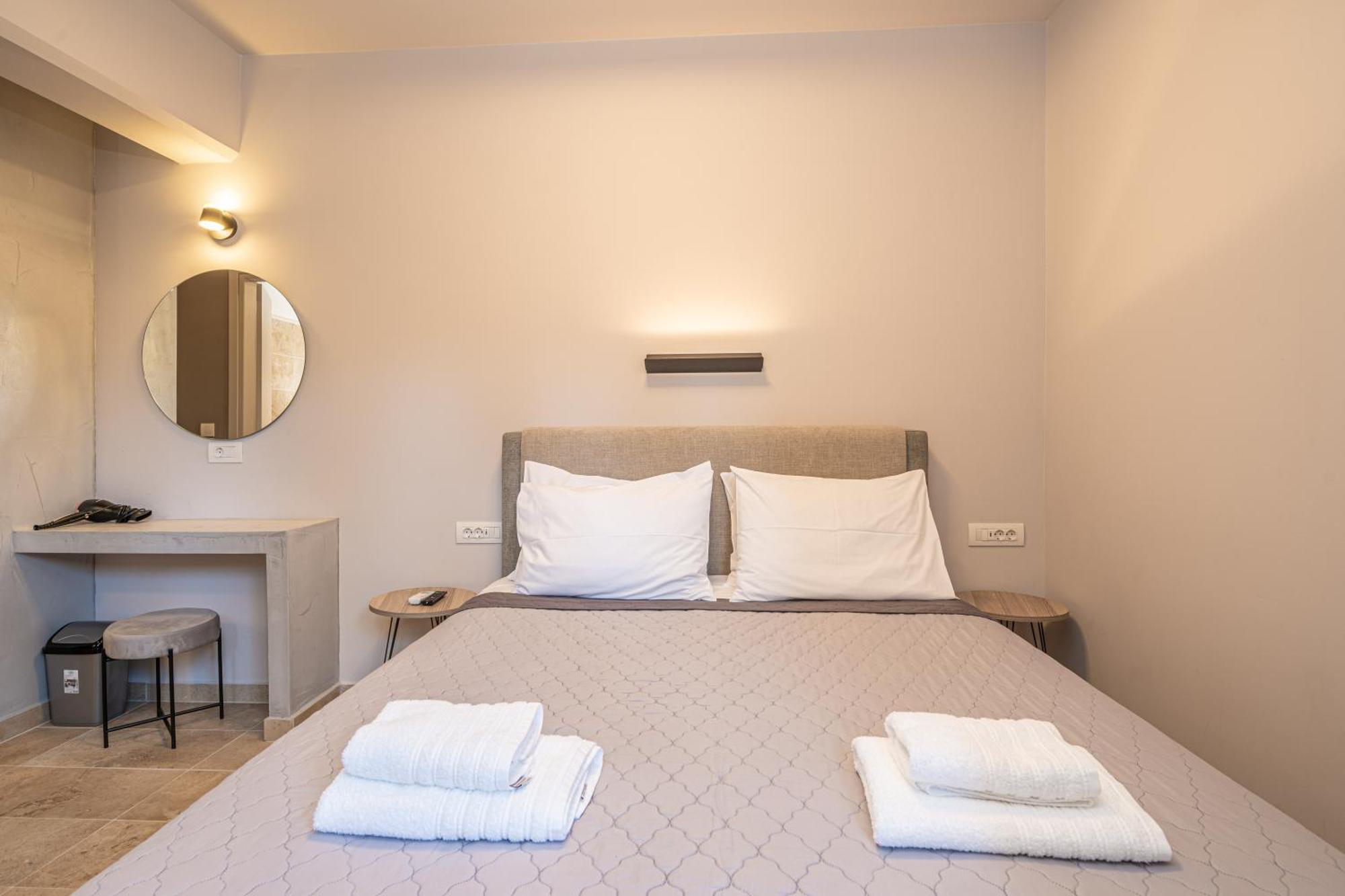 Egialion Iqia Apartment Аргостолион Екстериор снимка