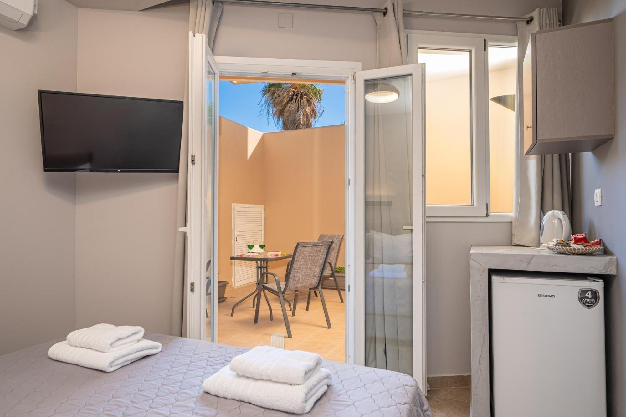 Egialion Iqia Apartment Аргостолион Екстериор снимка